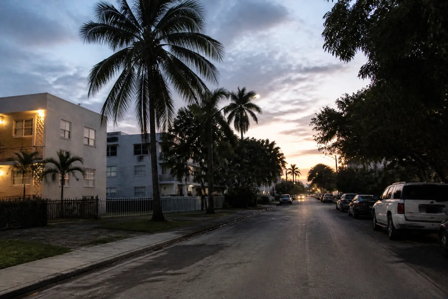 Una calle residencial en Miami, donde según informes llegó Flávio Bolsonaro